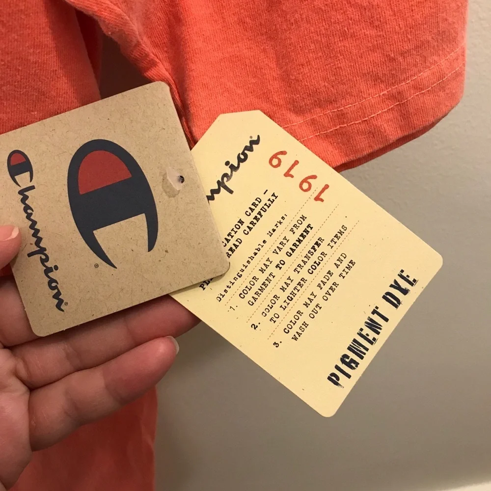 NWT Champion Heritage Script Pigment Dye Tee small